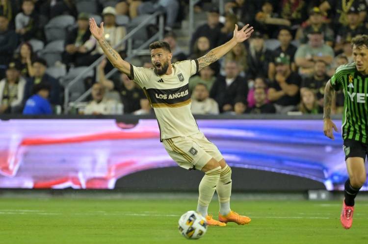 和博格巴法甲会合？队报：里尔想将吉鲁带回法甲，年薪300万欧元